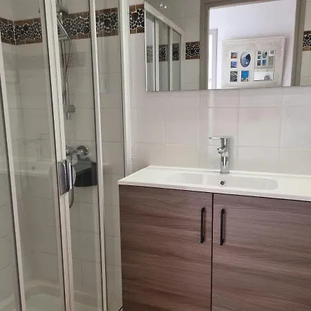 アパート Coustelline ル・ラヴァンドゥー