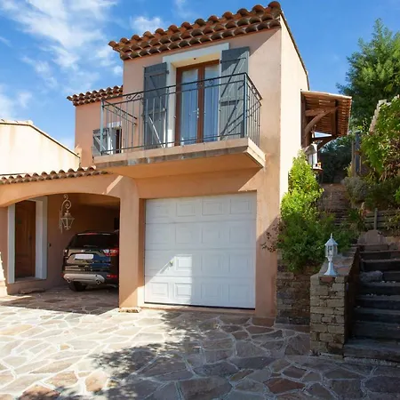 Coustelline アパート ル・ラヴァンドゥー